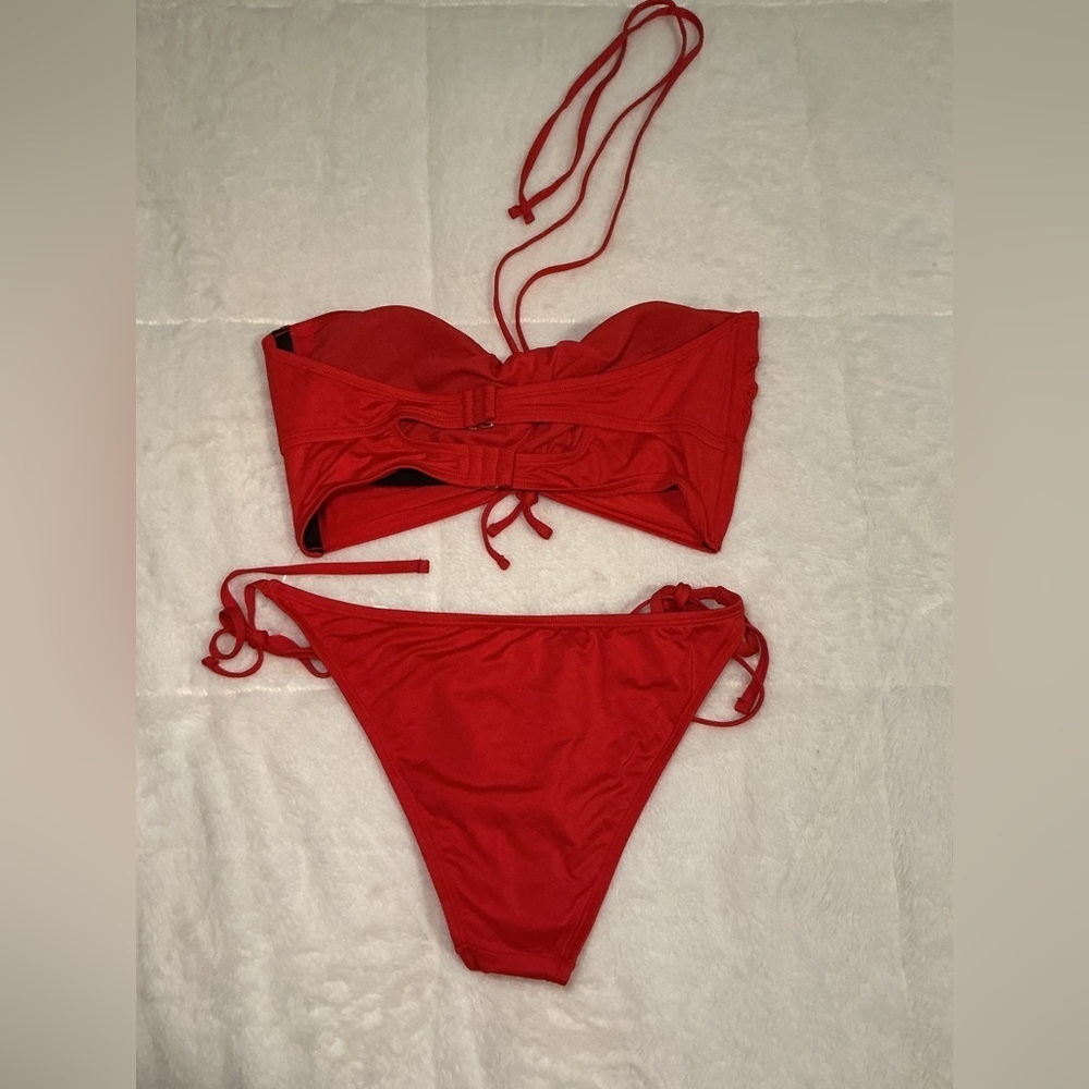 Red Bikini Set - Picture 3 of 8